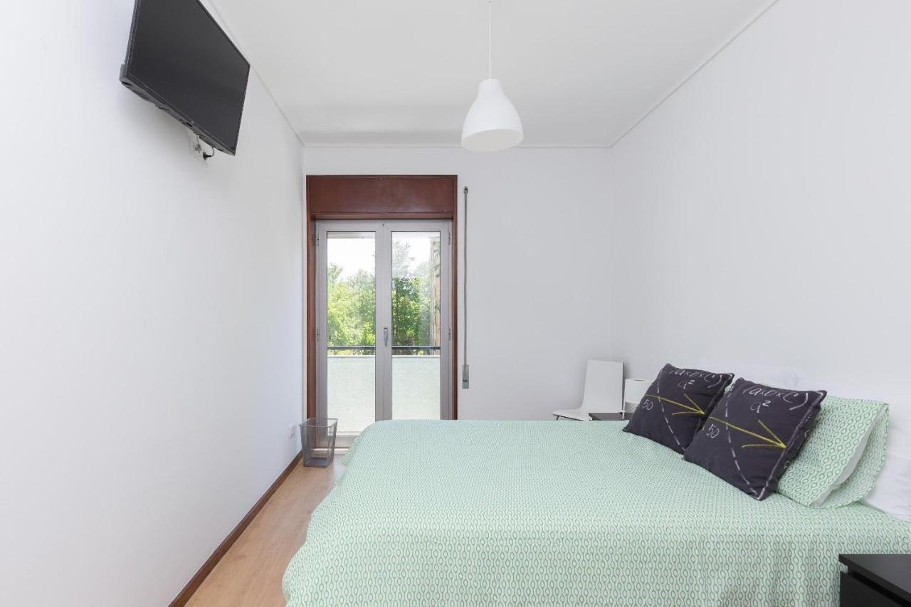 Moreira Guest House Porto Luaran gambar